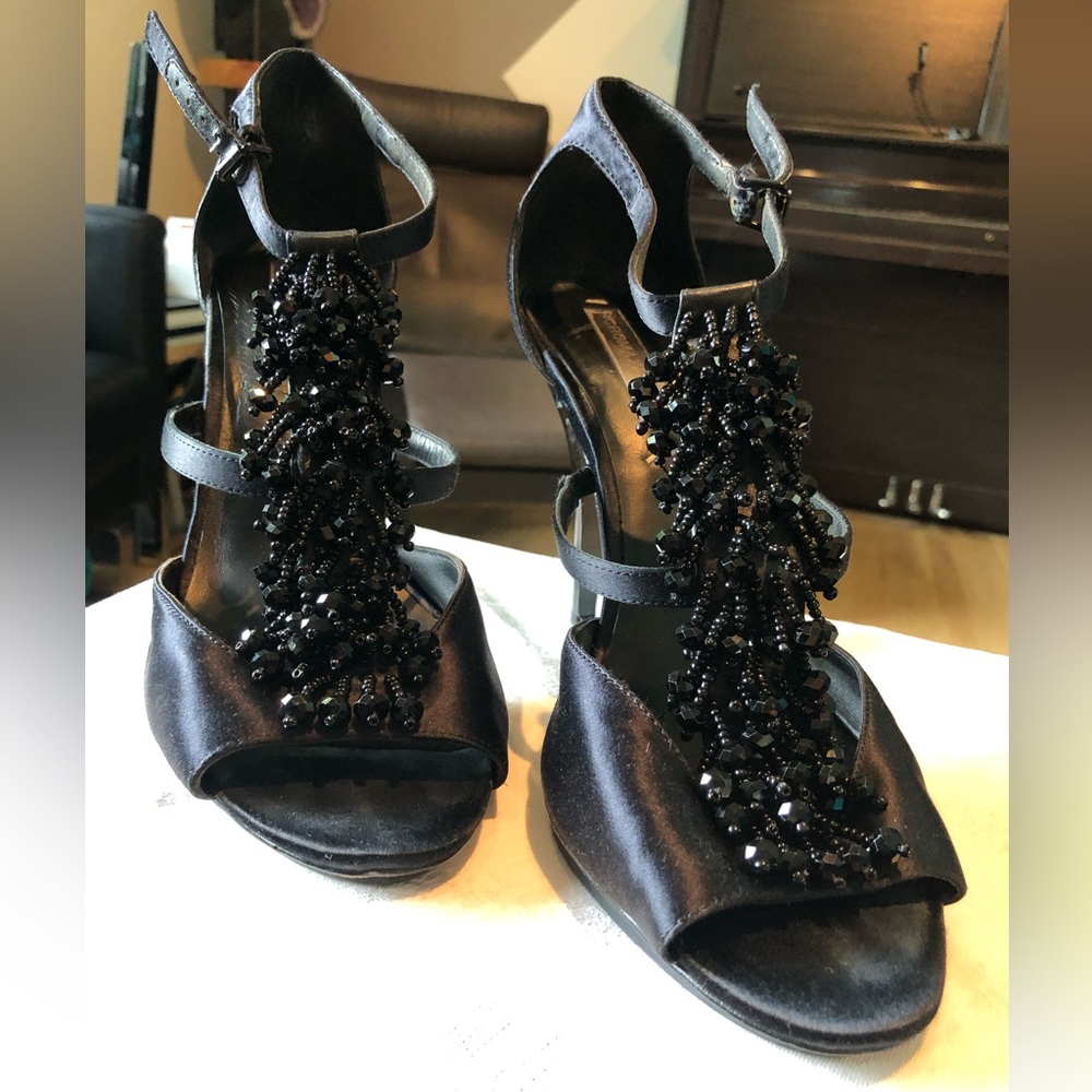Elegant BCBG Max Azria beaded black satin stilettos - size 10